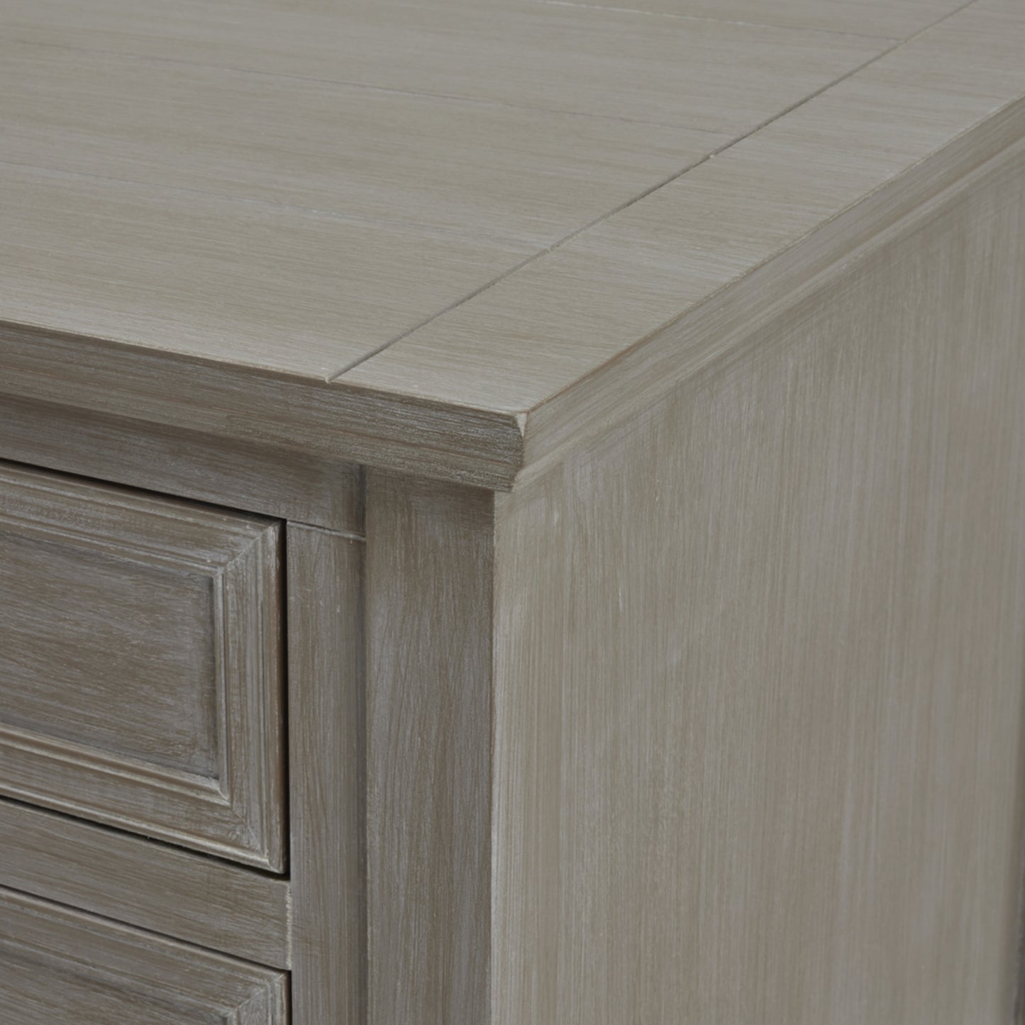 An Elegant Two Over Two Drawer Design – Ideal for hallways, living rooms, dining areas, or bedrooms thanks to its multi-purpose appeal. W110 x D43 x H87 cm. www.nobleandnook.co.uk