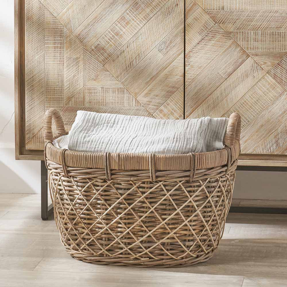 Brown Rattan Oval Handled Laundry Basket – Handwoven Natural Storage for Stylish UK Homes