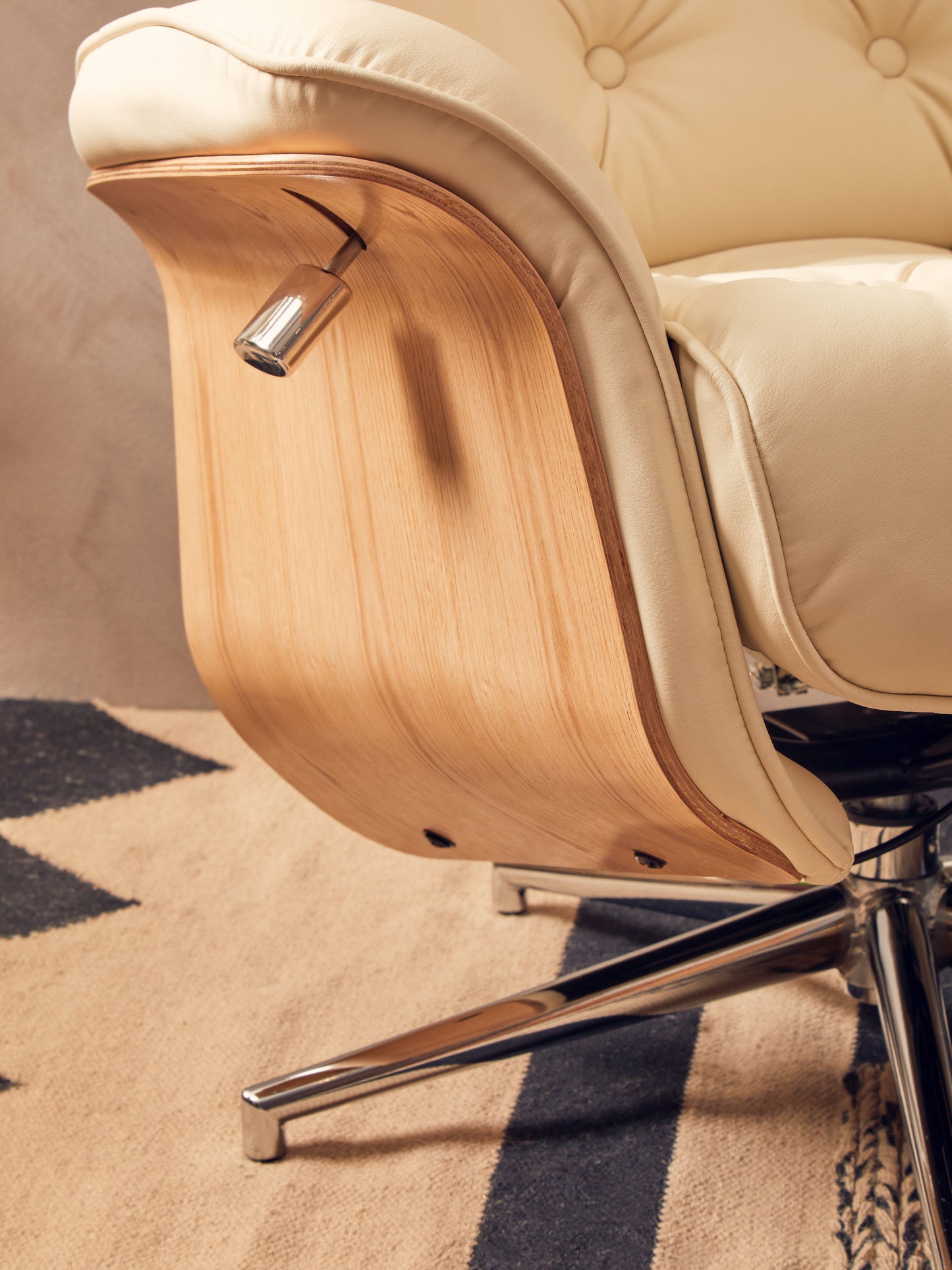 The Belmont Recliner Chair and Footstool combines modern aesthetics with superior comfort, this set is ideal for a home office, reading nook, or relaxing space. Shop online today at www.nobleandnook.co.uk