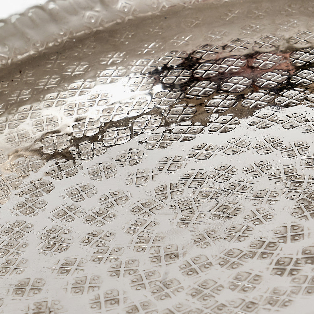 Set of 2 Silver Hammered Metal Bowls – Elegant Textured Decorative Dishes for Modern Homes