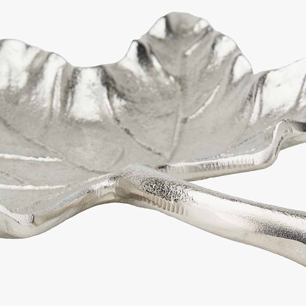 Silver Metal Oak Leaf Bowl – Elegant Handcrafted Decorative Dish for Modern Homes