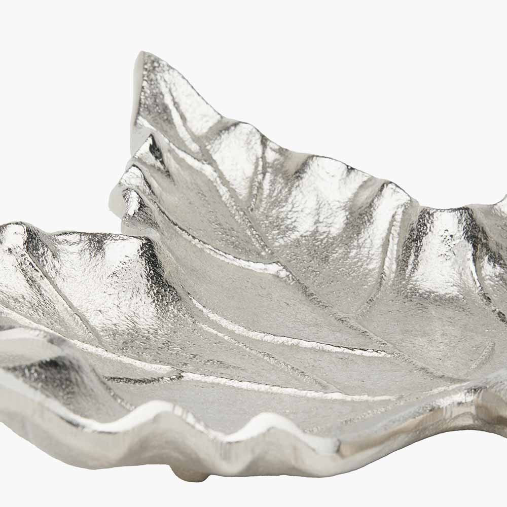 Silver Metal Oak Leaf Bowl – Elegant Handcrafted Decorative Dish for Modern Homes
