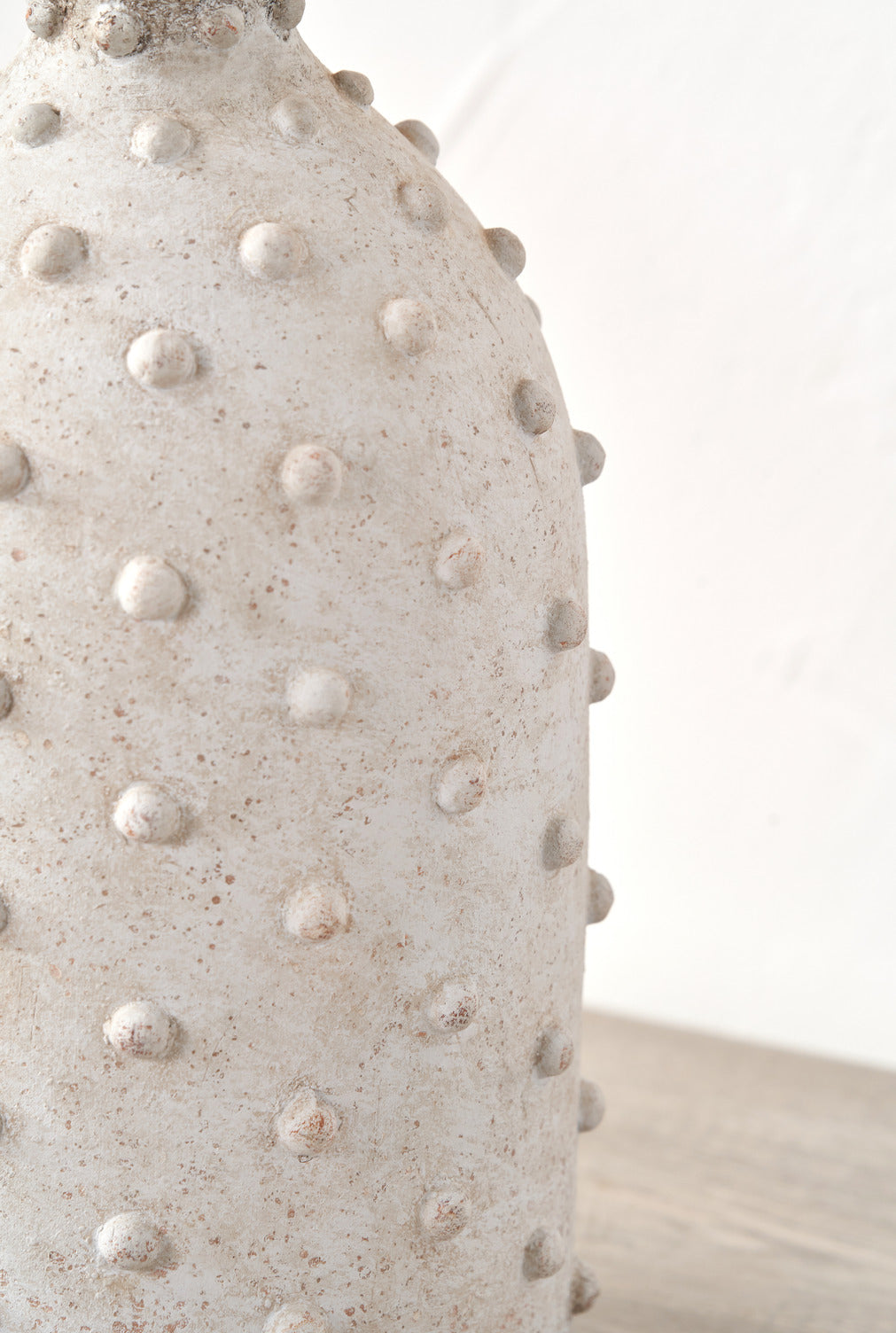 Kali Textured Dot Light Grey Stoneware Vase