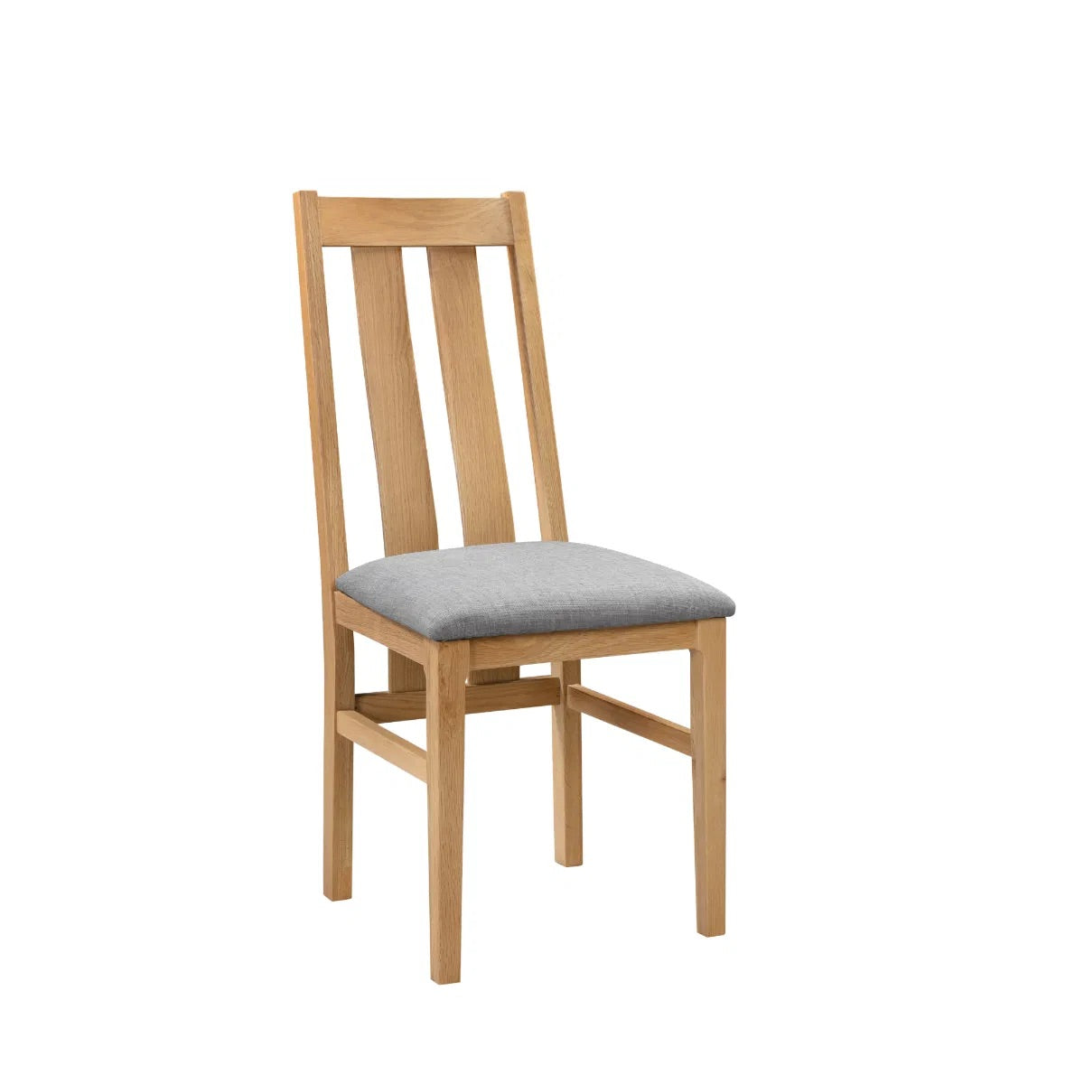 The Cotswold Classic Oak Dining Chairs combine comfort, quality, and style, making them the perfect choice for your dining room. Beautiful in both classic and contemporary interiors.