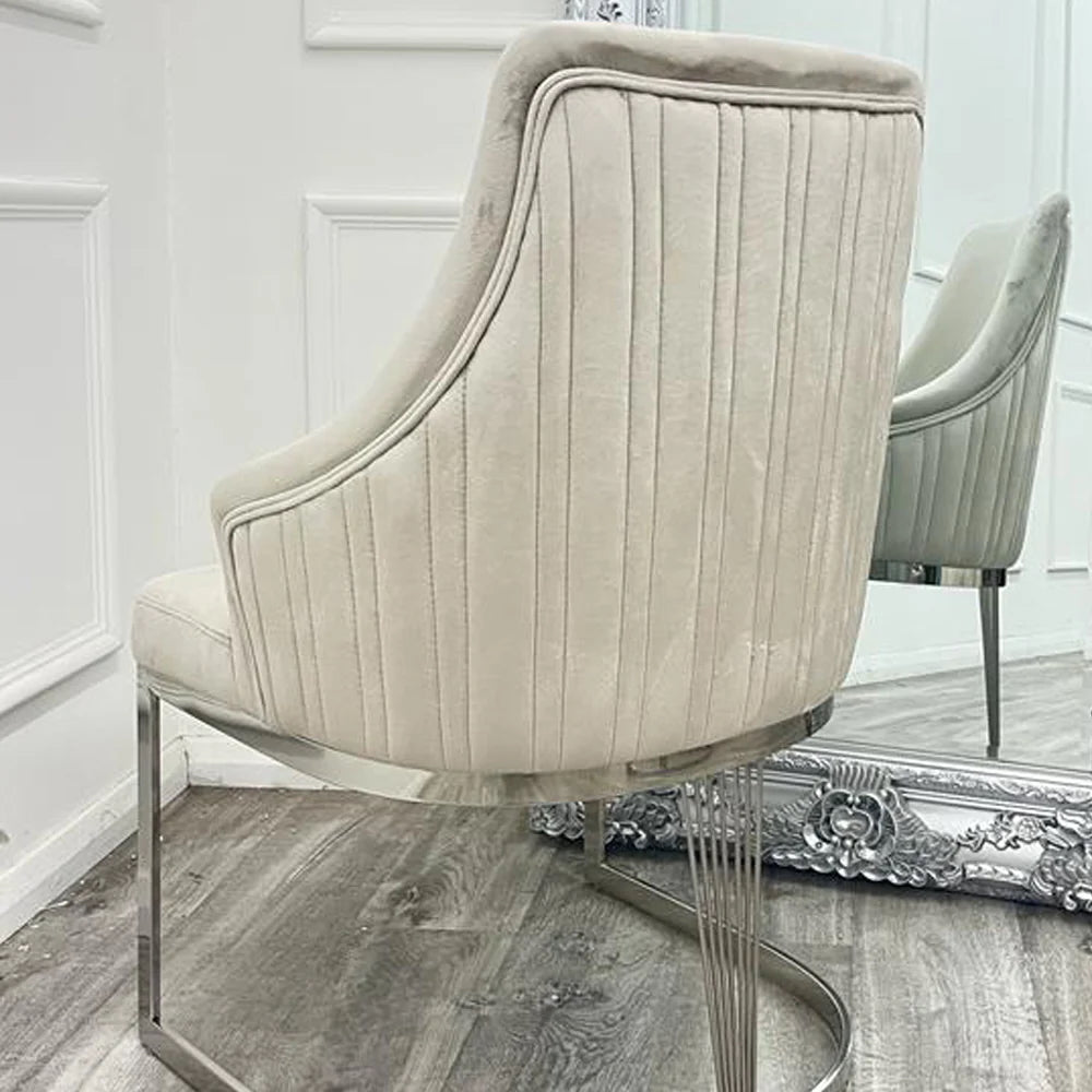 Chelmsford Velvet Dining Chairs, a stunning blend of modern design and luxurious comfort. These chairs are designed to make a statement. Shop online at www.nobleandnook.co.uk
