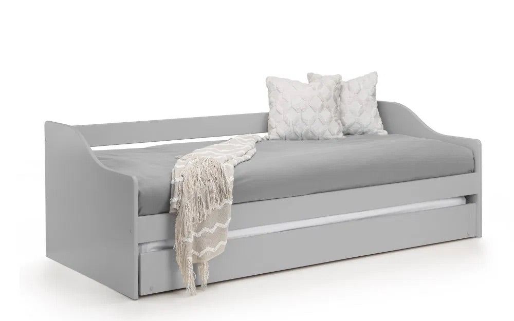 The Elba Daybed is perfect for lounging or accommodating overnight guests. Adapts beautifully to both children's rooms and guest spaces alike. Shop today at www.nobleandnook.co.uk