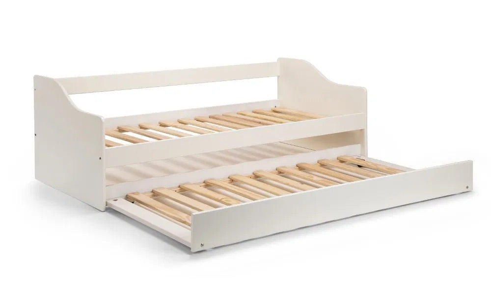 The Elba Daybed is perfect for lounging or accommodating overnight guests. Adapts beautifully to both children's rooms and guest spaces alike. Shop today at www.nobleandnook.co.uk