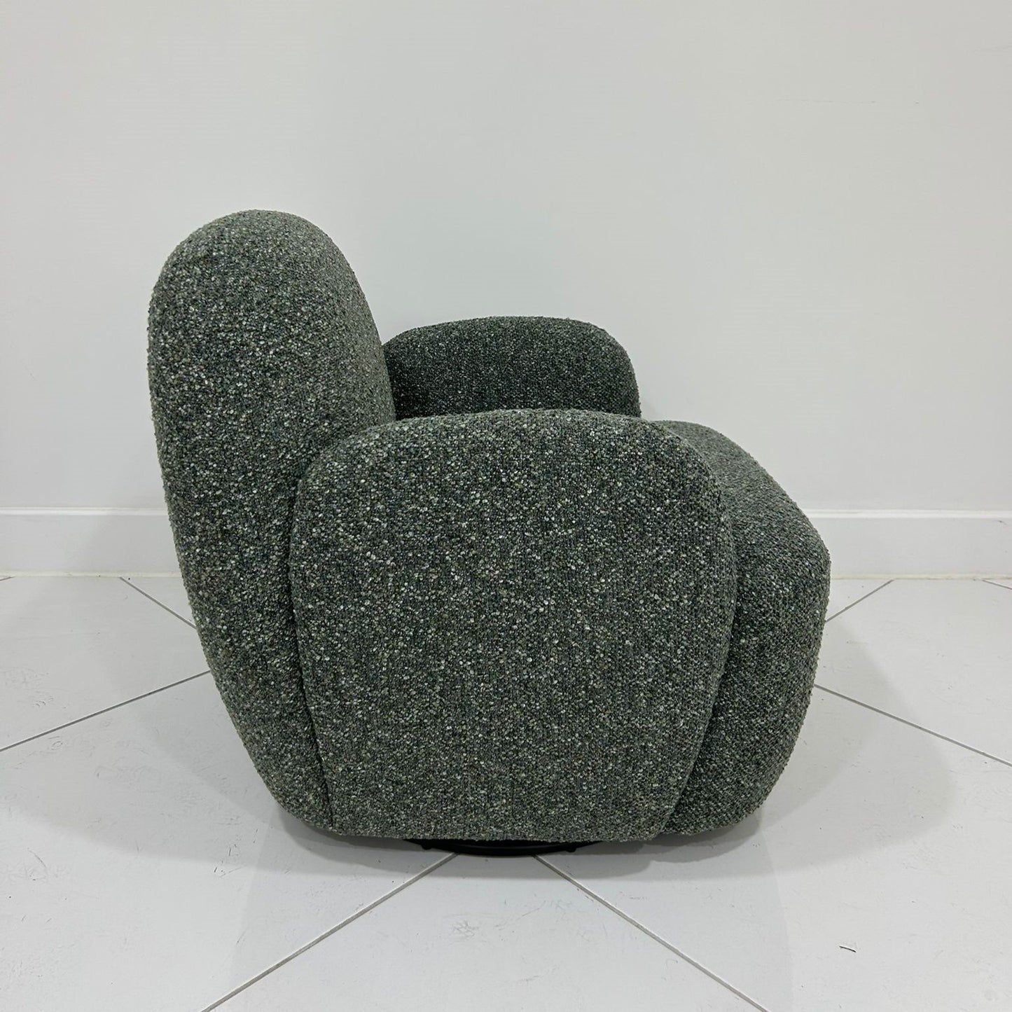 Micky Swivel Chair | Compact Comfort with Modern Style