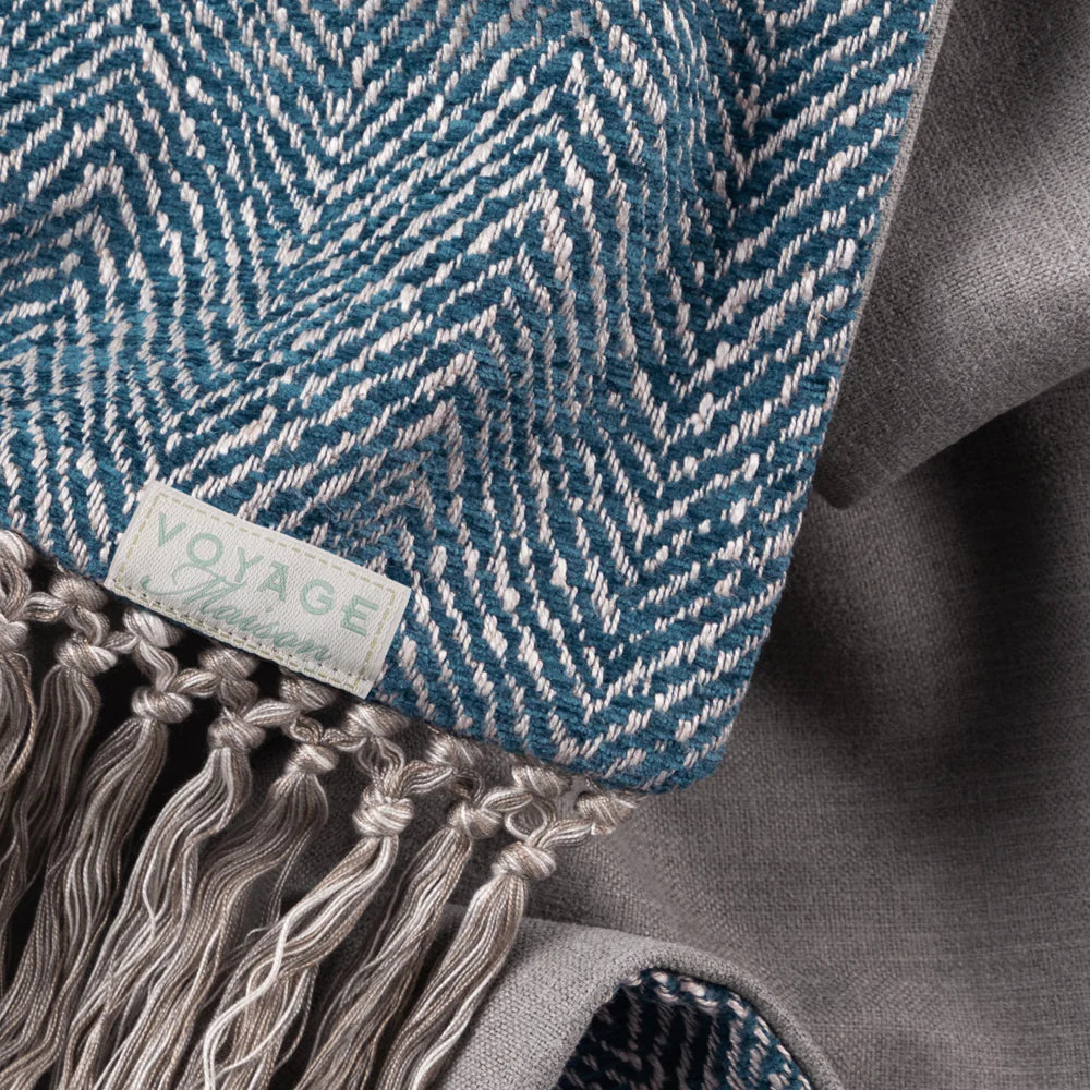 Oryx Woven Throw Capri – Contemporary Craftsmanship and Timeless British Design