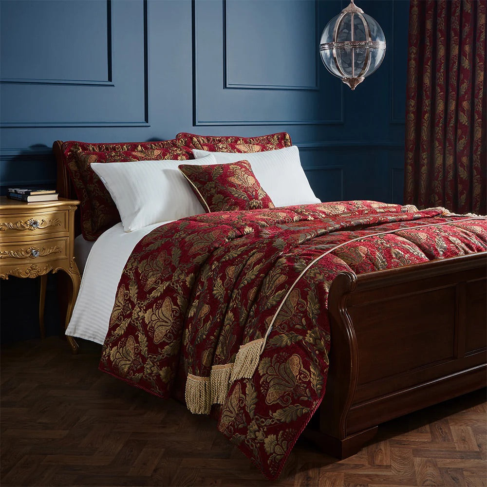 Shiraz Jacquard Chenille Bedspread Burgundy – Opulent Texture and Timeless Elegance