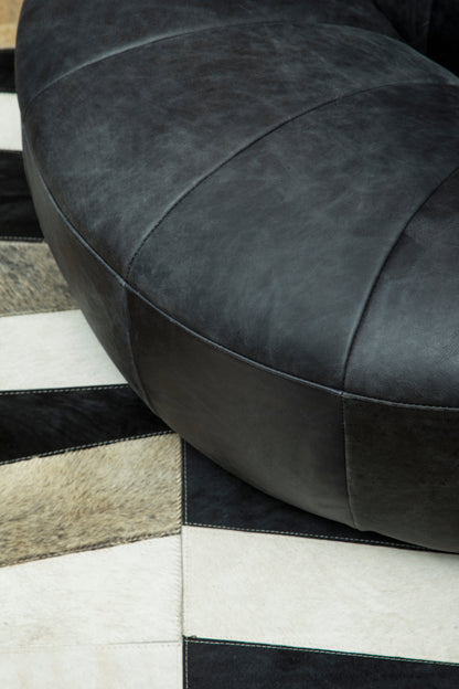 The Laxton Accent Chair is a perfect addition to any vintage-inspired living space. A stylish piece that enhances your interior with a nod to retro sophistication. Shop online today at www.nobleandnook.co.uk