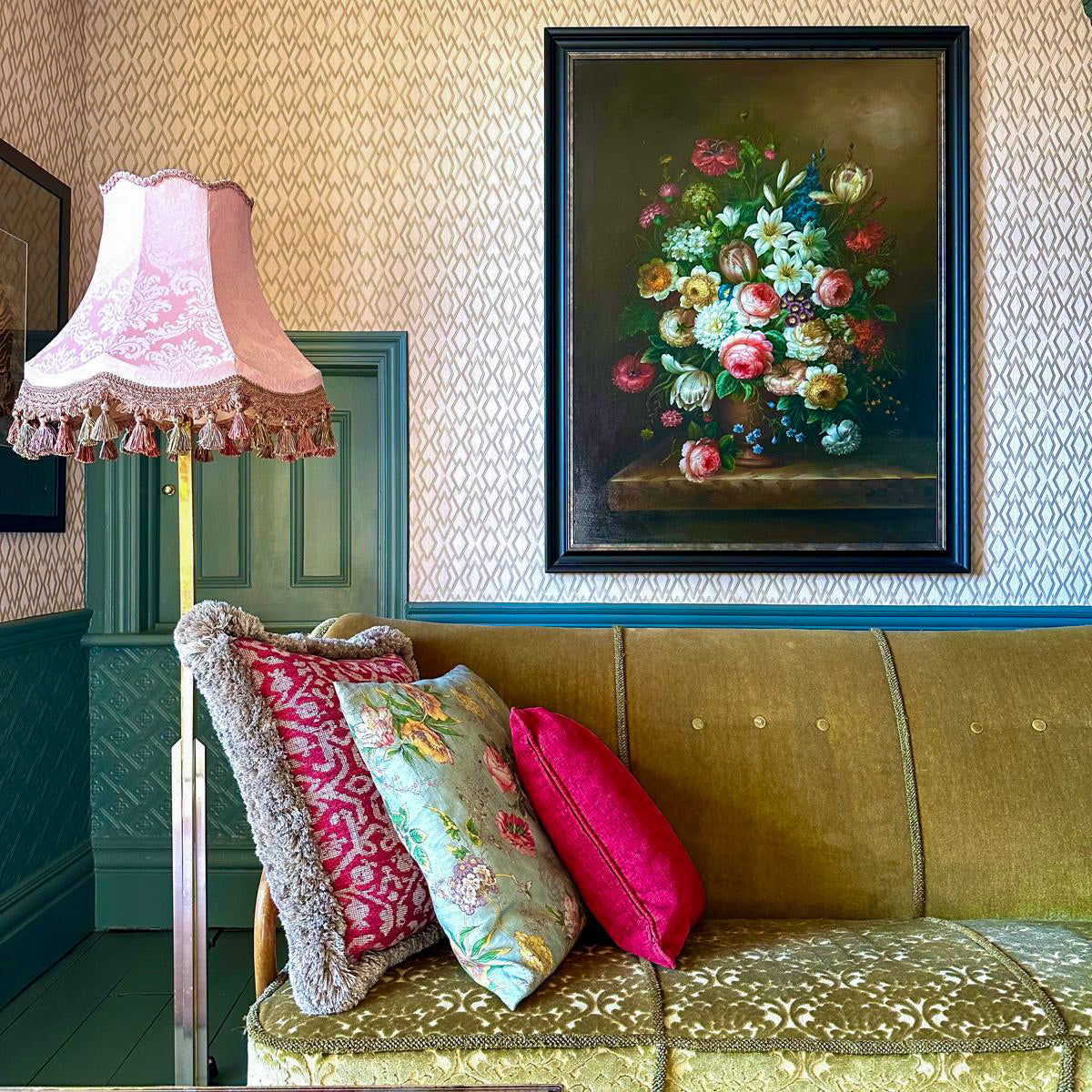 The Rose Quartz Damask Lampshade | Pink