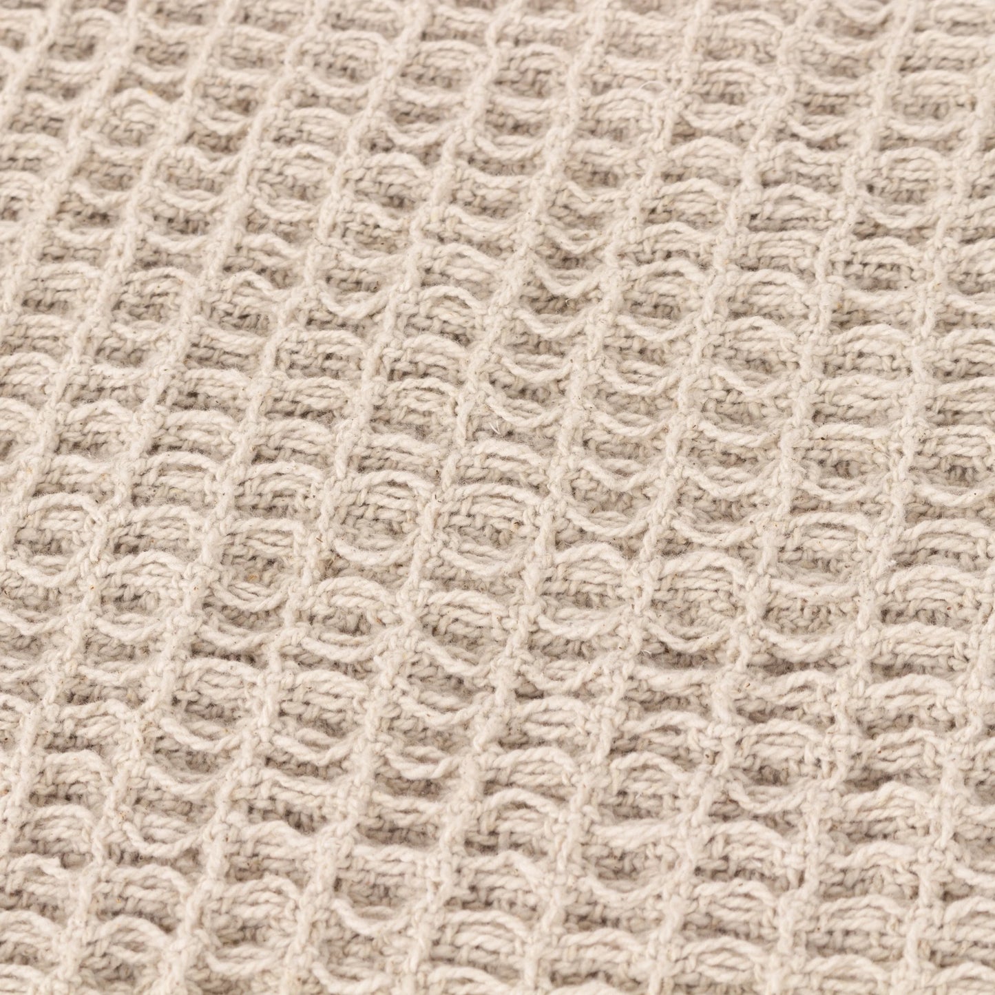 Canopy Oversized Throw Natural – Relaxed Luxury and Textured Simplicity