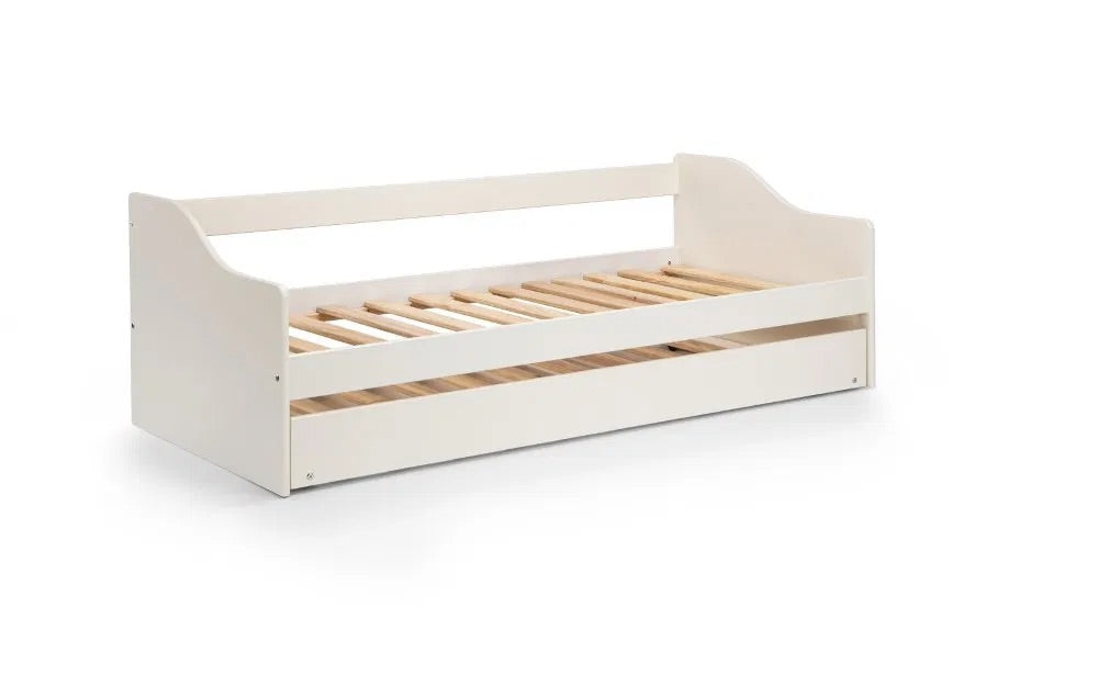 The Elba Daybed is perfect for lounging or accommodating overnight guests. Adapts beautifully to both children's rooms and guest spaces alike. Shop today at www.nobleandnook.co.uk