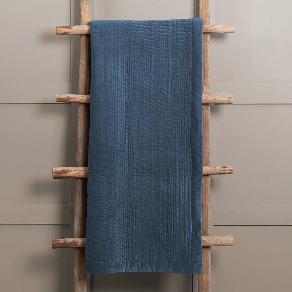 Haze Velvet Quilted Throw Bluebell – Luxurious Comfort and Timeless Serenity