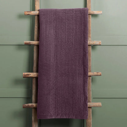 Haze Velvet Quilted Throw Plum – Deep Colour and Timeless Elegance