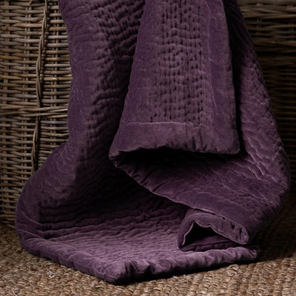 Haze Velvet Quilted Throw Plum – Deep Colour and Timeless Elegance