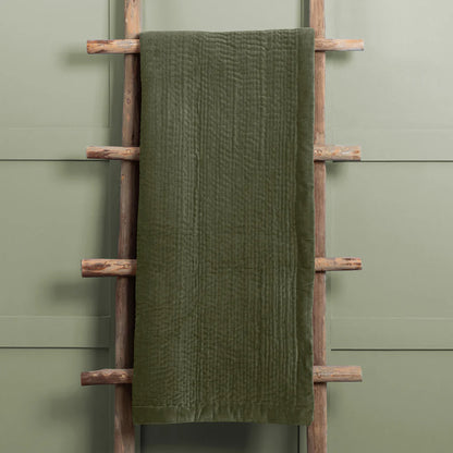 Haze Velvet Quilted Throw Sage – Soft Luxury and Natural Elegance
