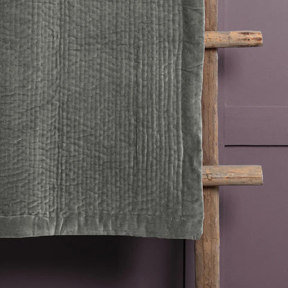 Haze Velvet Quilted Throw Steel – Understated Luxury and Timeless Design