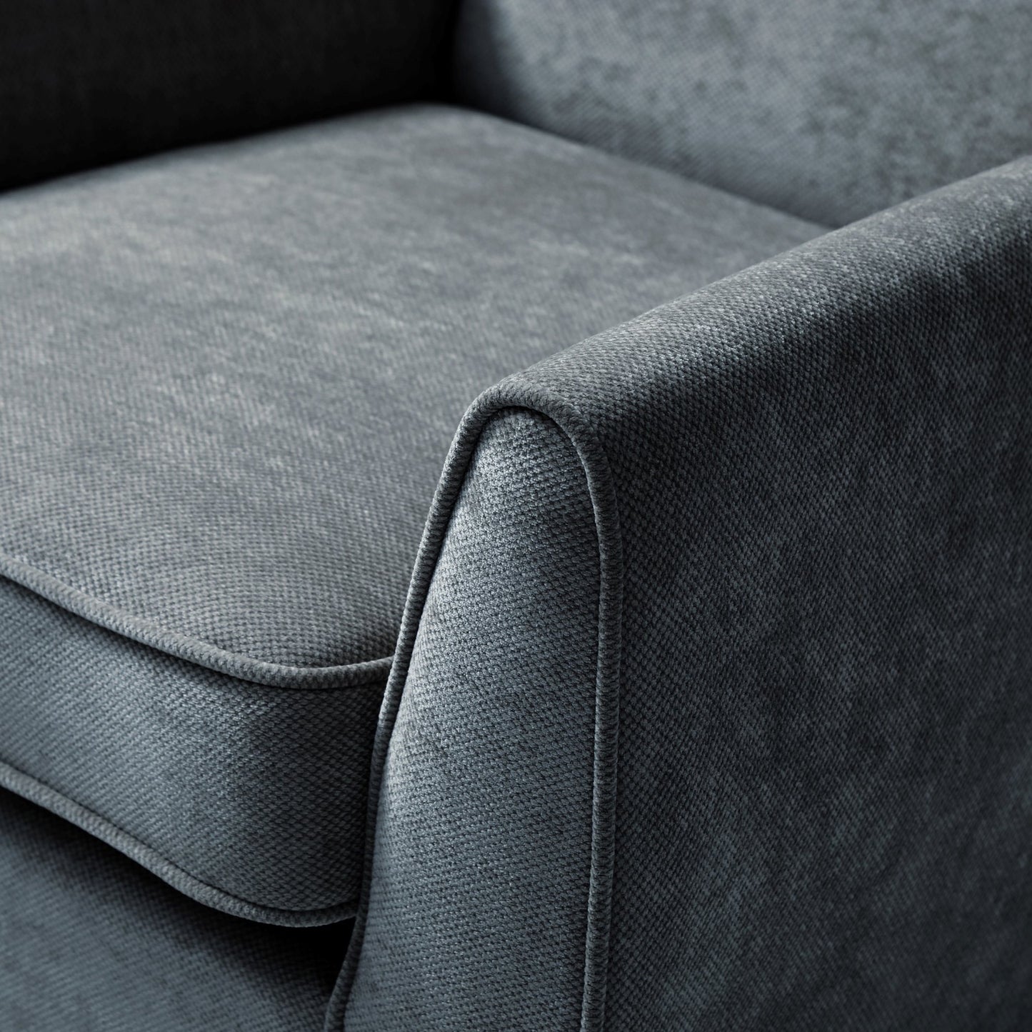 Luca Wingback Chair