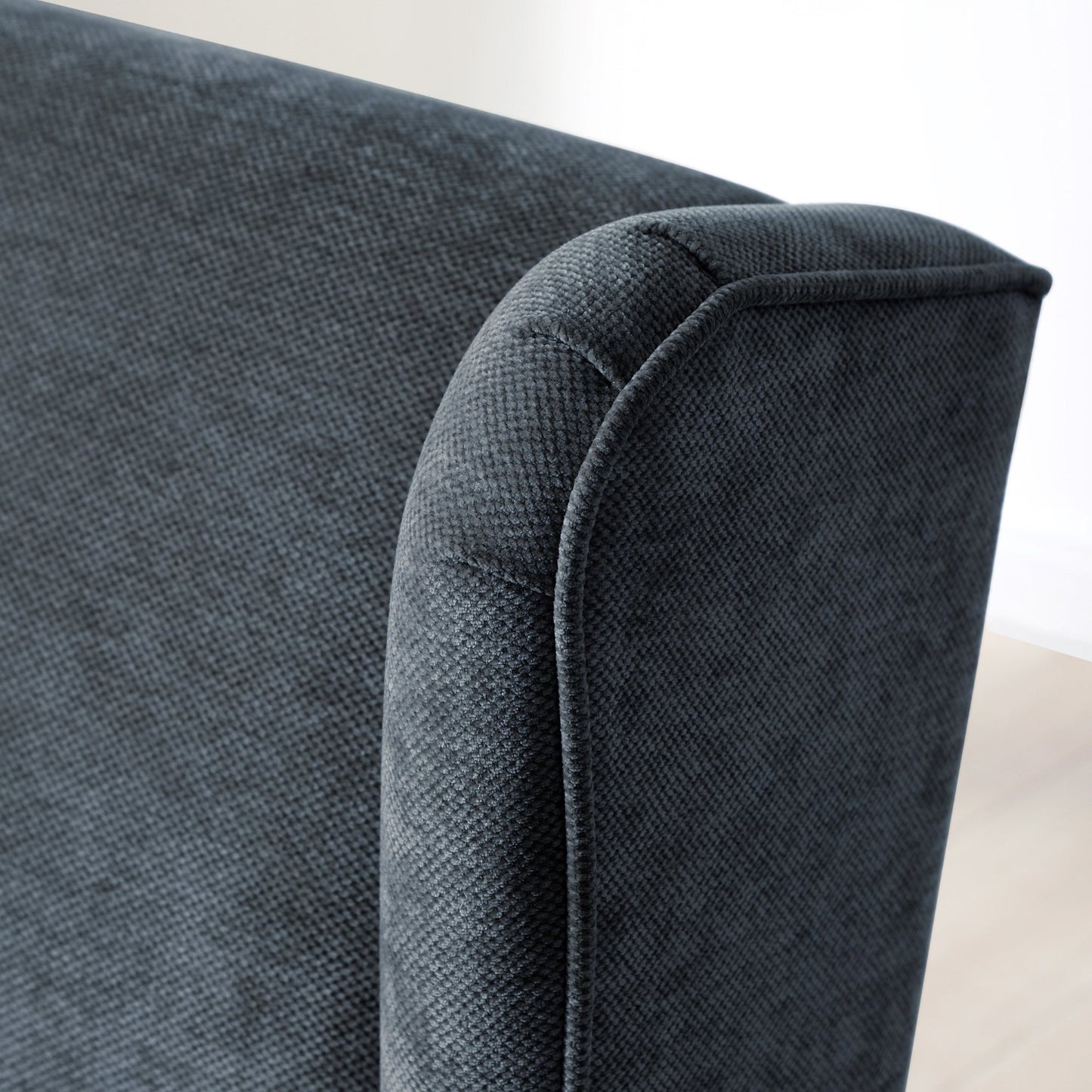 Luca Wingback Chair