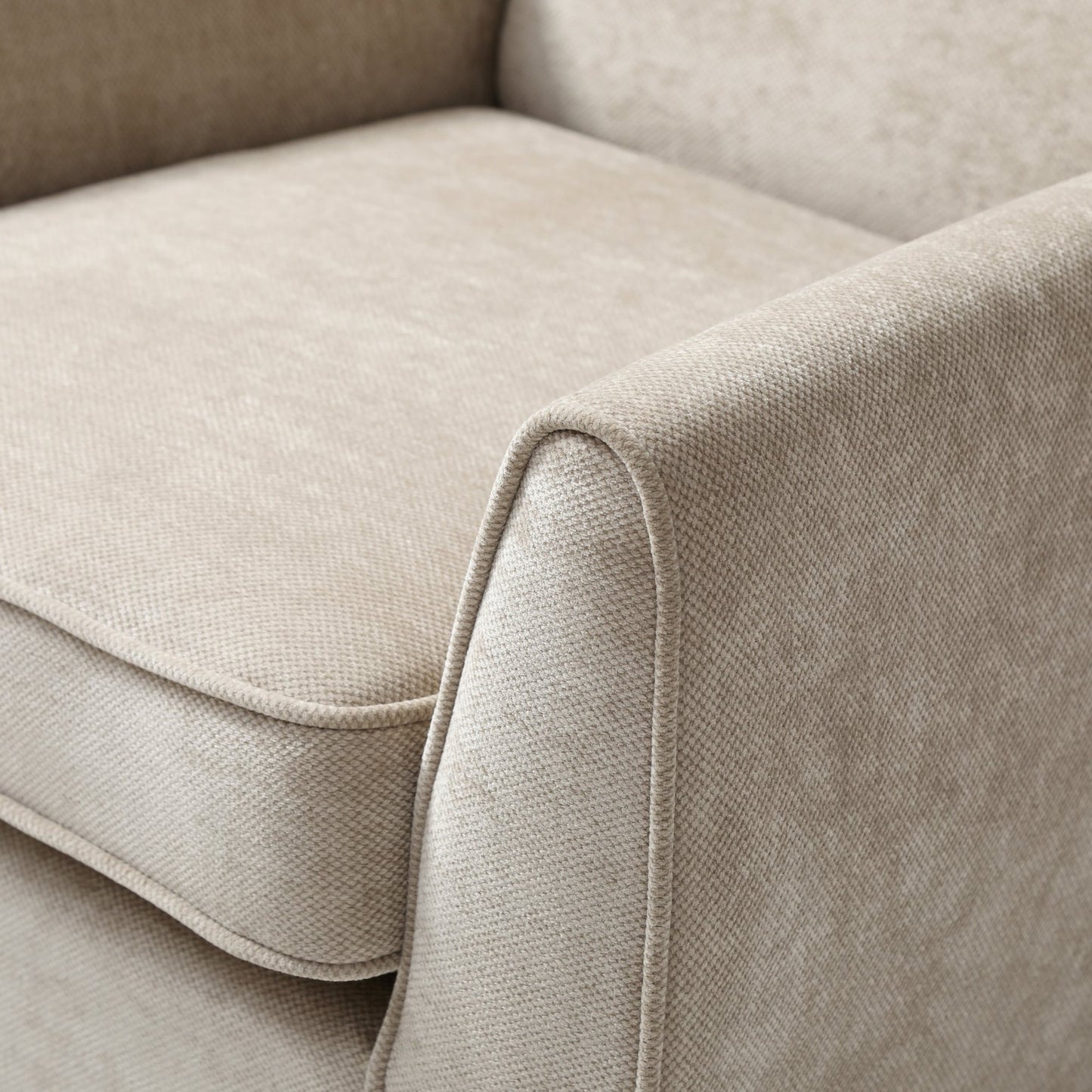 Luca Wingback Chair