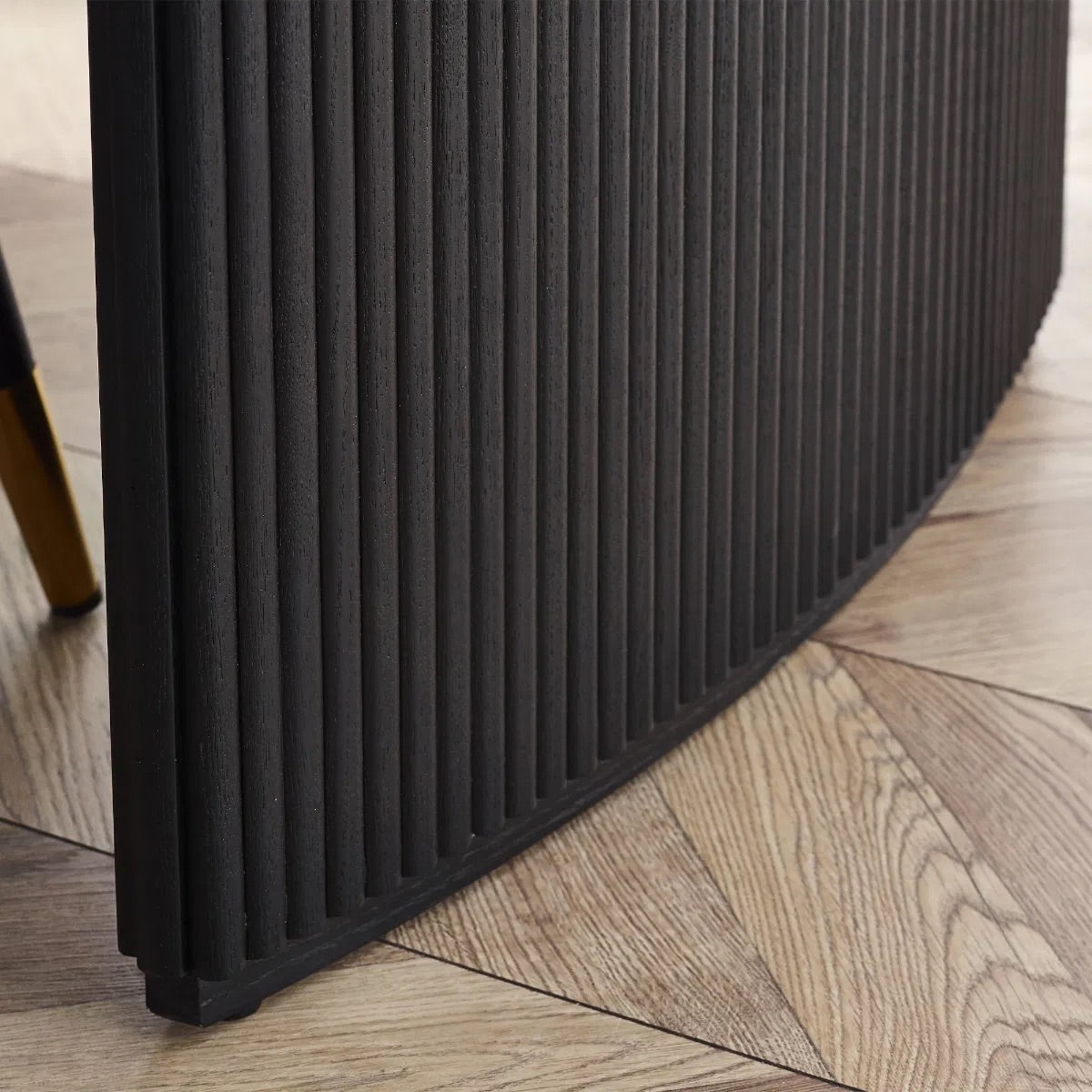 Elevate your dining area with the Louis Fluted Extending Dining Table, a modern masterpiece finished in luxurious matt black. Adjusts from W180cm to W220cm to seat 6 people comfortably. Shop online today at www.nobleandnook.co.uk