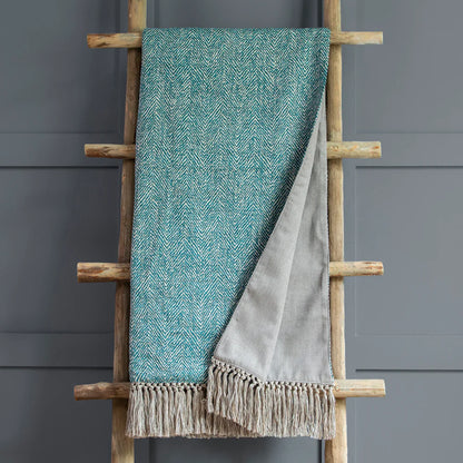 Oryx Woven Throw Azure – Contemporary Craftsmanship and British-Made Luxury