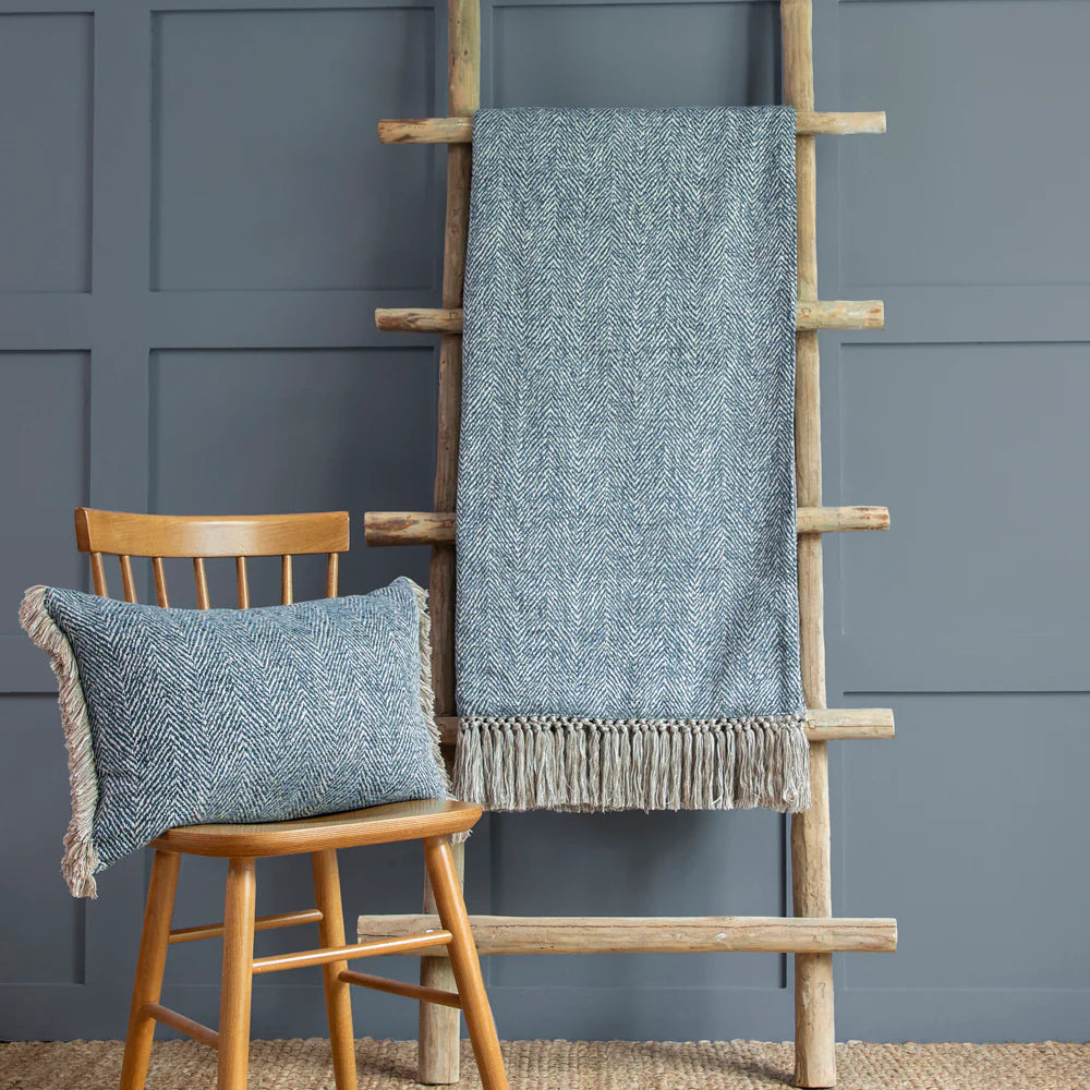 Oryx Woven Throw Capri – Contemporary Craftsmanship and Timeless British Design