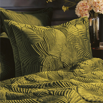 Palmeria Quilted Velvet Duvet Cover Set Moss – Natural Elegance and Luxurious Comfort