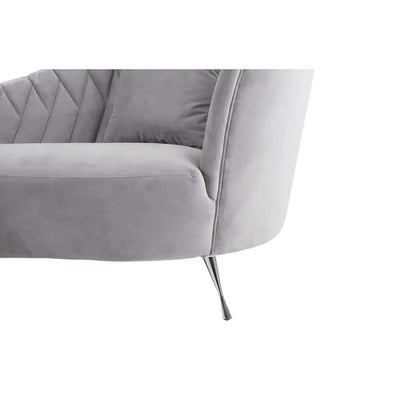This Grey Velvet Chaise Longue is a sophisticated fusion of modern design and timeless elegance. Ideal for contemporary interiors with a classic touch. Shop online today at www.nobleandnook.co.uk