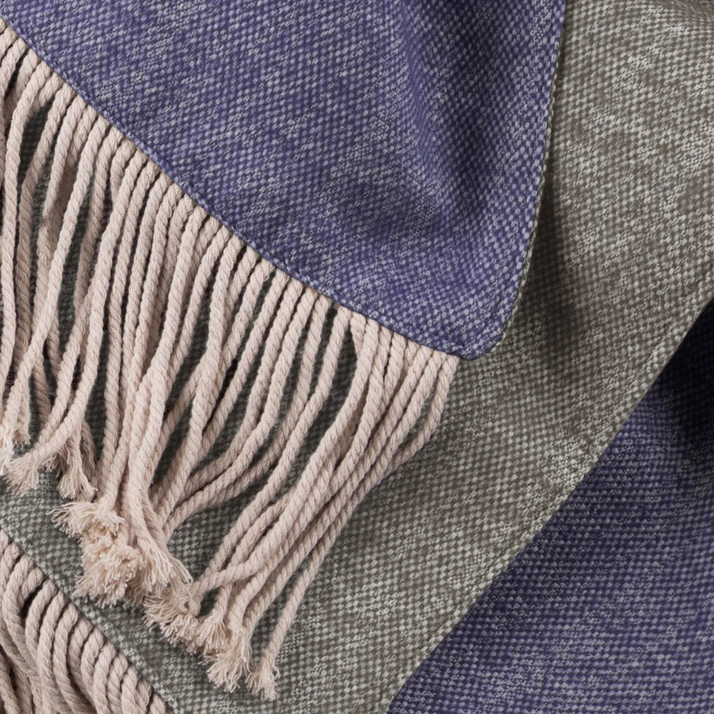 Selkirk 136x200cm Woven Throw Violet – British Craftsmanship and Timeless Texture