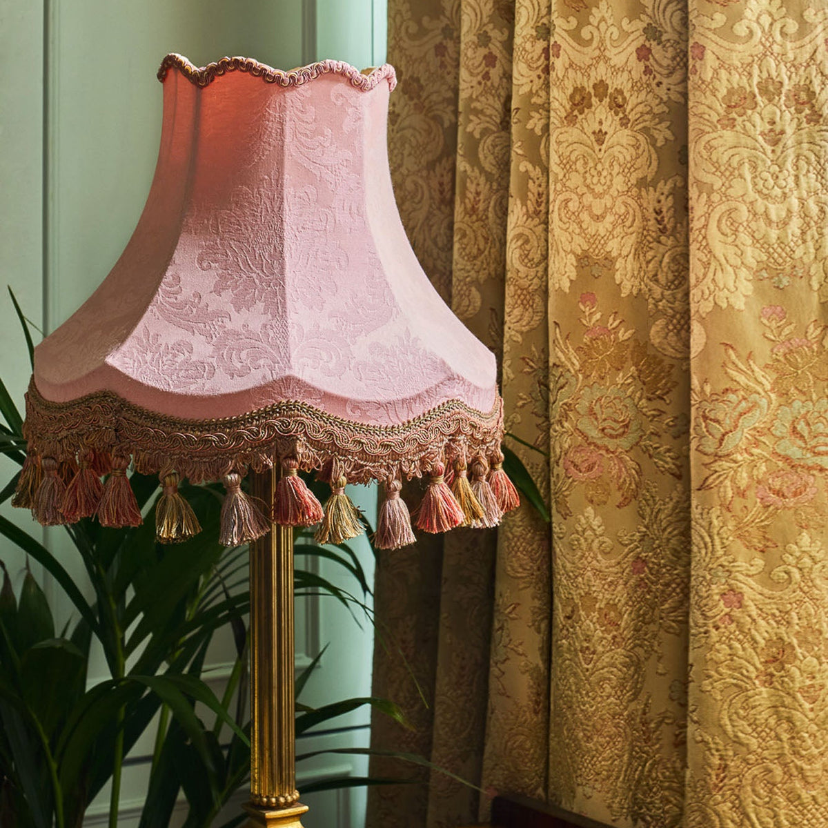 The Rose Quartz Damask Lampshade | Pink