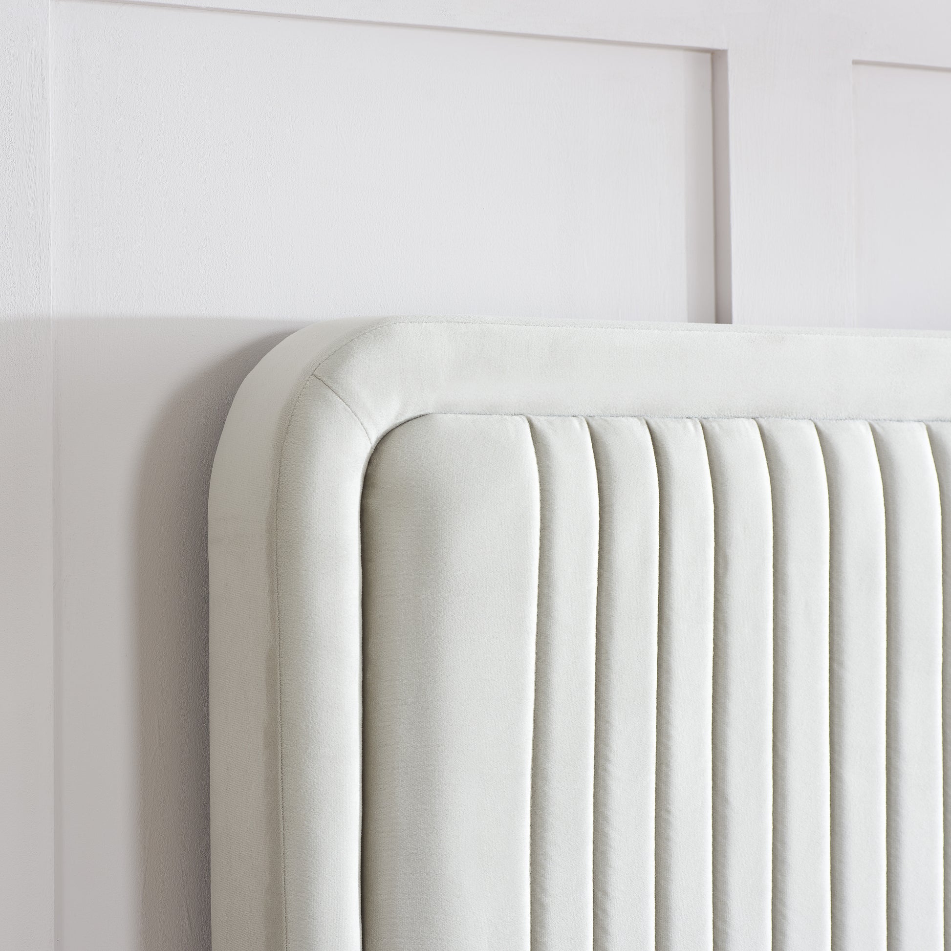 Experience luxury and comfort with this beautifully crafted king size bed frame, upholstered in warm stone grey fabric. Designed to blend timeless elegance. Shop online today at www.nobleandnook.co.uk
